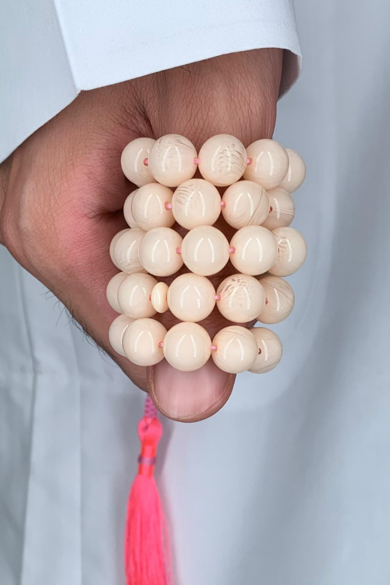 Picture of Belgian Bakelite off-white top pink